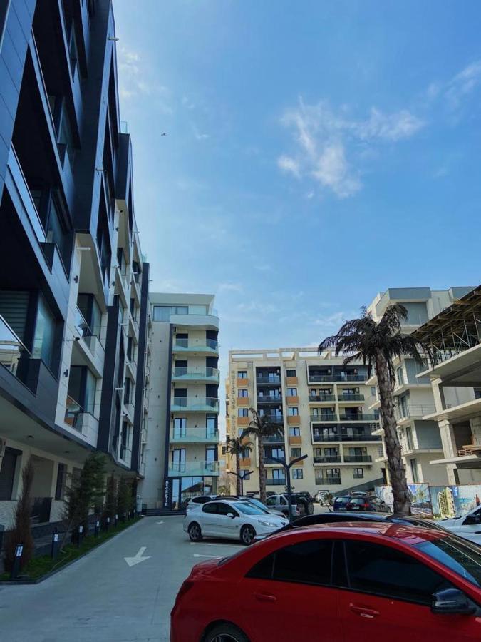 Peacock Apartament- Stefan Building Apartment Navodari Exterior photo